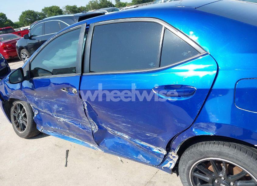 Photo 18 of 2016 Toyota Corolla LE (VIN 5YFBURHE6GP408052)