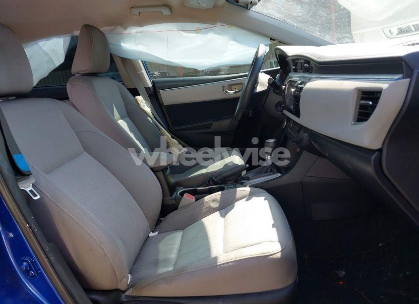 Photo 5 of 2016 Toyota Corolla LE (VIN 5YFBURHE6GP408052)