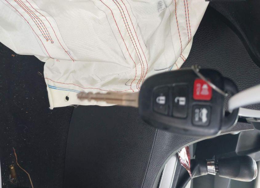 Photo 11 of 2016 Toyota Corolla LE (VIN 5YFBURHE6GP415311)