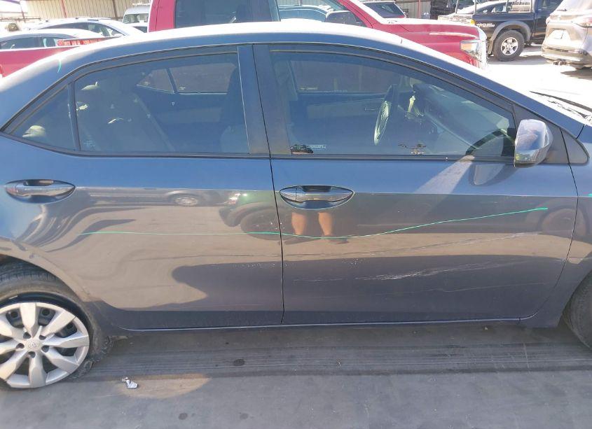 Photo 13 of 2016 Toyota Corolla LE (VIN 5YFBURHE6GP423621)