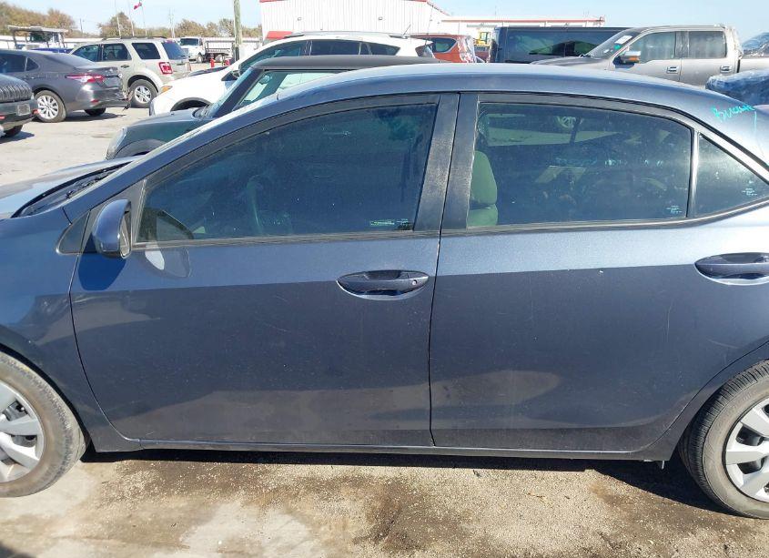 Photo 14 of 2016 Toyota Corolla LE (VIN 5YFBURHE6GP423621)