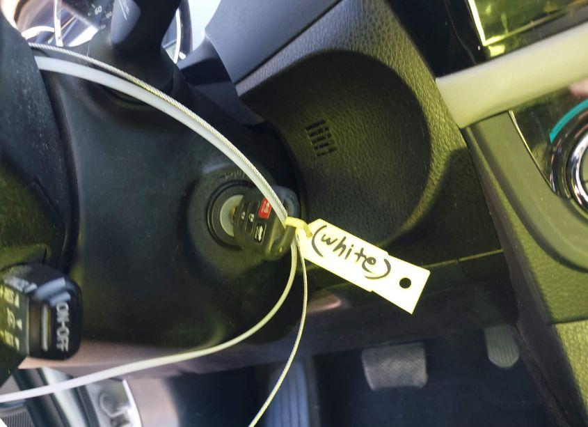 Photo 11 of 2016 Toyota Corolla LE (VIN 5YFBURHE6GP426843)