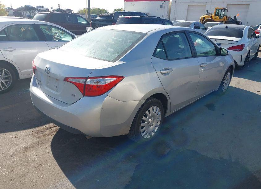 Photo 4 of 2016 Toyota Corolla LE (VIN 5YFBURHE6GP428902)