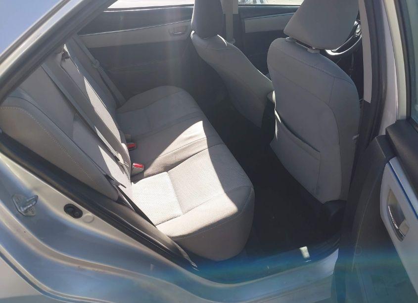 Photo 8 of 2016 Toyota Corolla LE (VIN 5YFBURHE6GP428902)