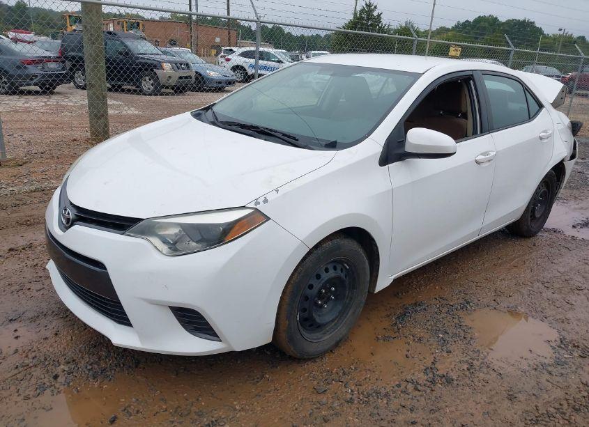 Photo 2 of 2016 Toyota Corolla LE (VIN 5YFBURHE6GP439804)