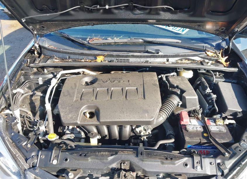 Photo 10 of 2016 Toyota Corolla LE (VIN 5YFBURHE6GP447479)