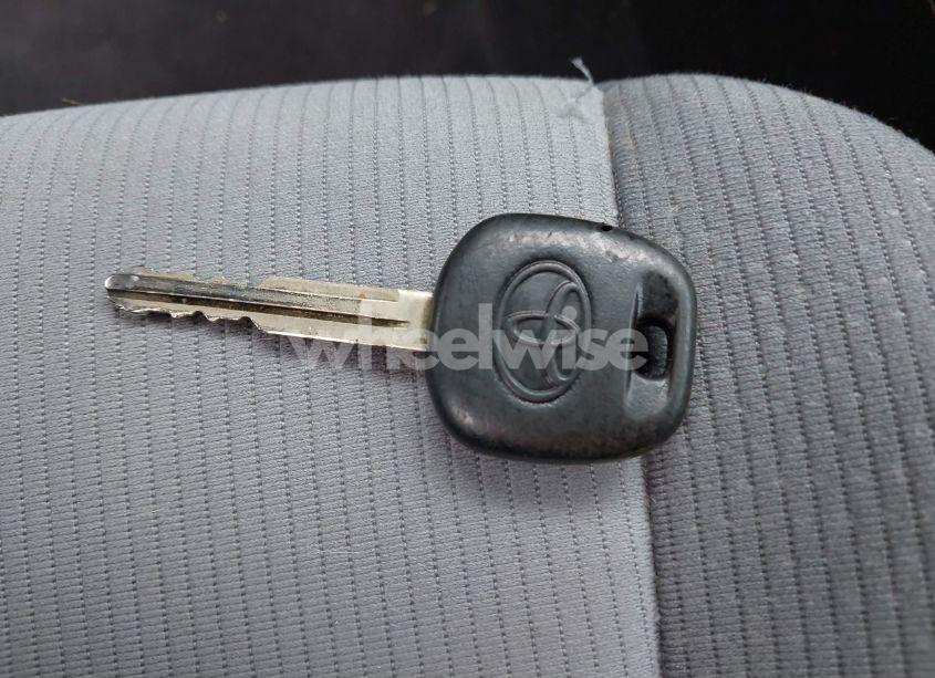 Photo 11 of 2016 Toyota Corolla L (VIN 5YFBURHE6GP457588)