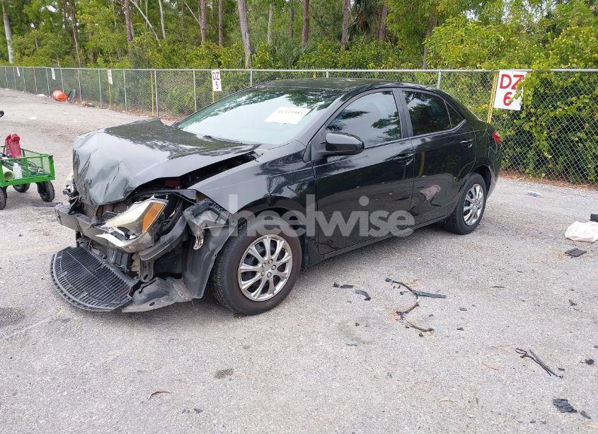 Photo 2 of 2016 Toyota Corolla L (VIN 5YFBURHE6GP457588)