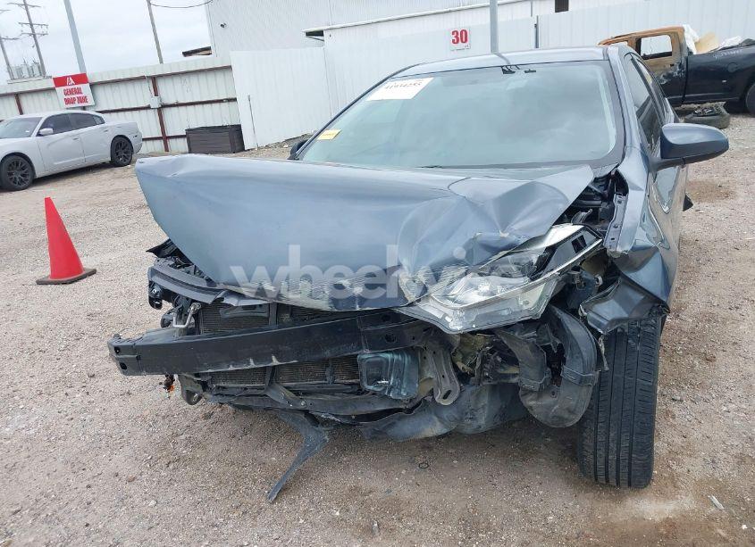 Photo 13 of 2016 Toyota Corolla LE (VIN 5YFBURHE6GP478571)