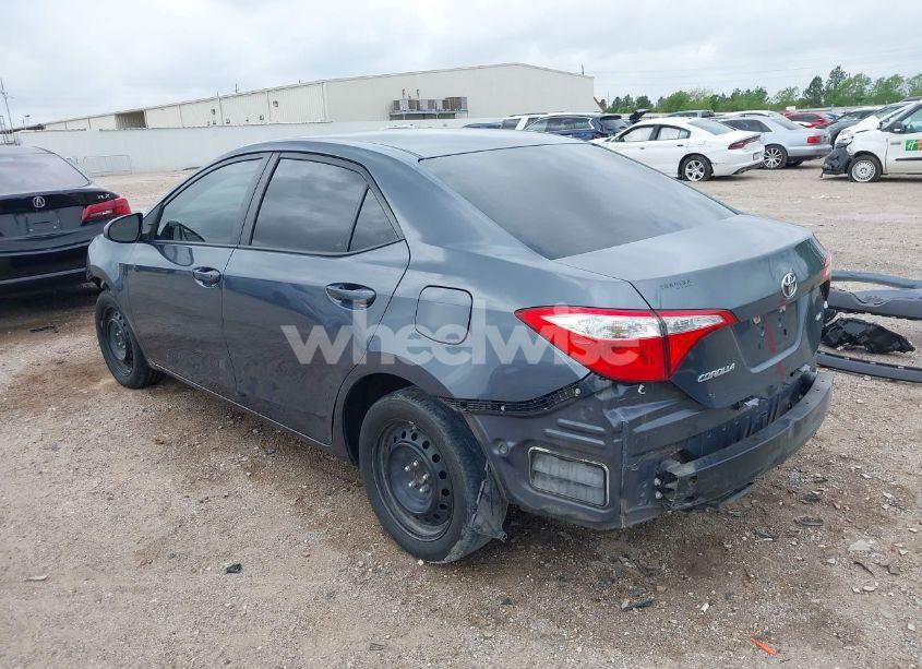 Photo 3 of 2016 Toyota Corolla LE (VIN 5YFBURHE6GP478571)