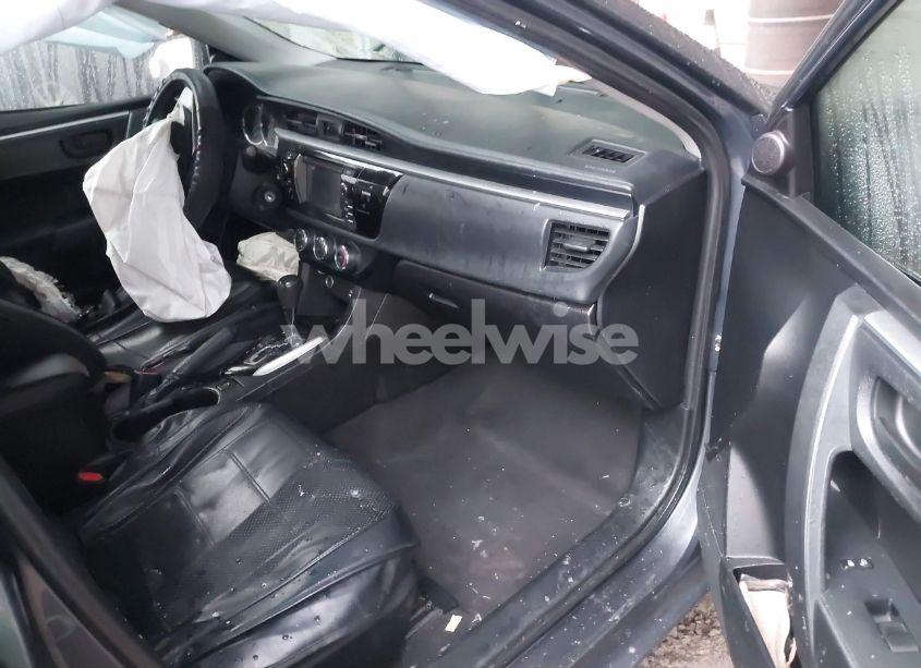 Photo 5 of 2016 Toyota Corolla L (VIN 5YFBURHE6GP479123)