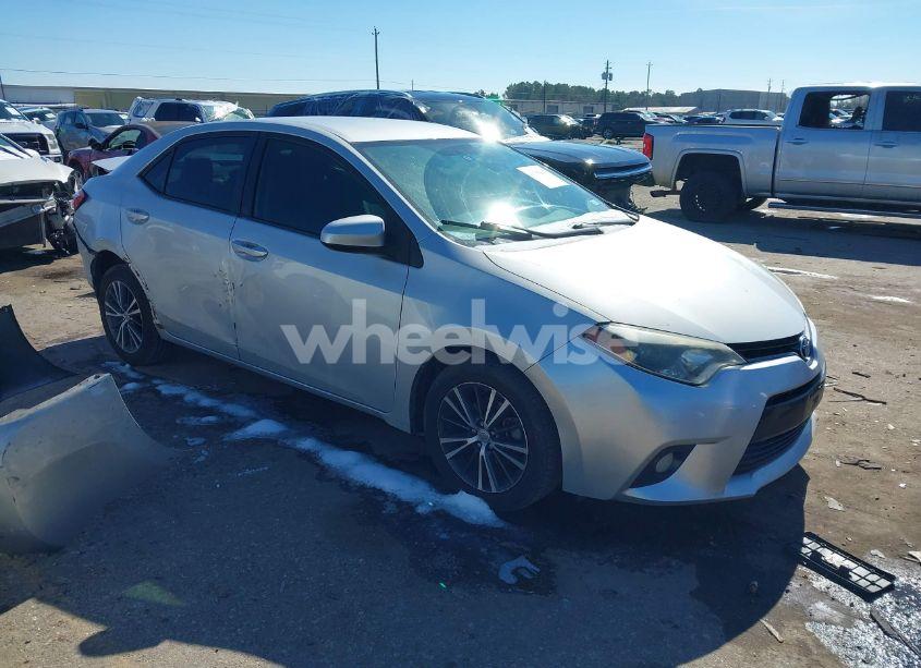 2016 Toyota Corolla LE PLUS (VIN 5YFBURHE6GP480613) main photo