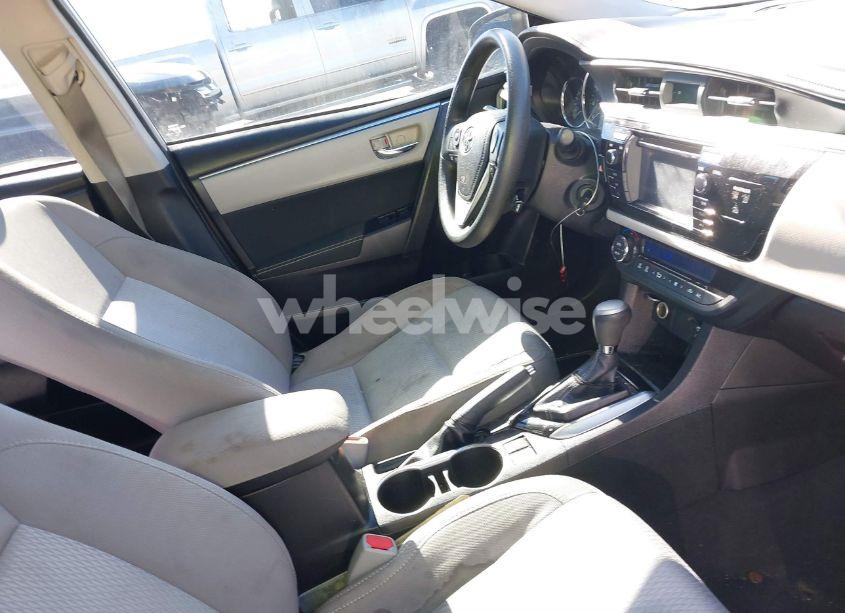 Photo 5 of 2016 Toyota Corolla LE PLUS (VIN 5YFBURHE6GP480613)