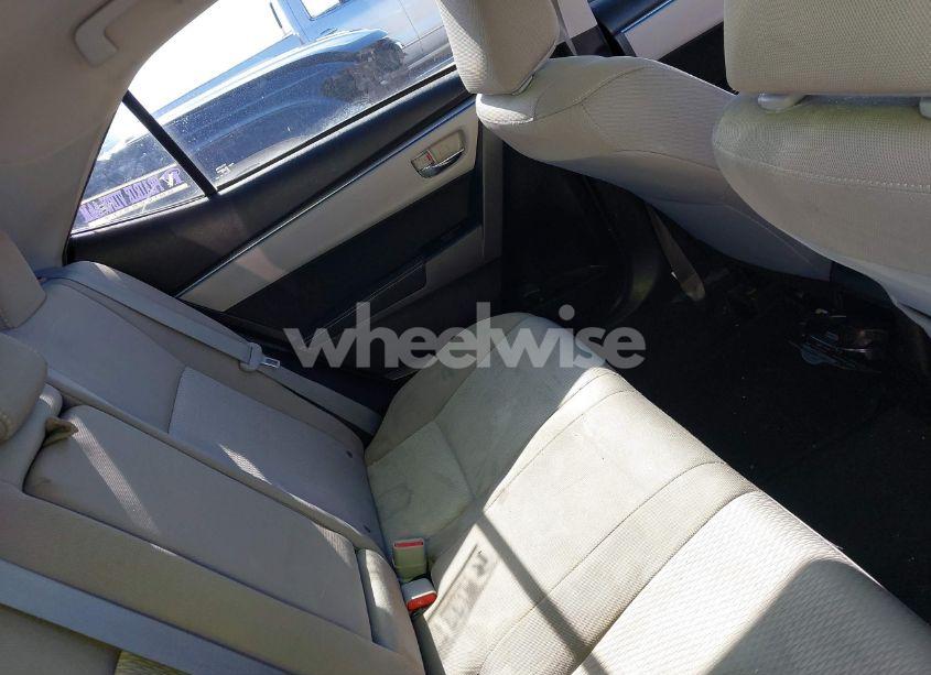 Photo 8 of 2016 Toyota Corolla LE PLUS (VIN 5YFBURHE6GP480613)