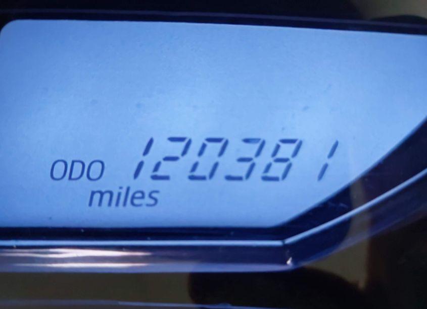 Photo 15 of 2016 Toyota Corolla LE (VIN 5YFBURHE6GP488968)