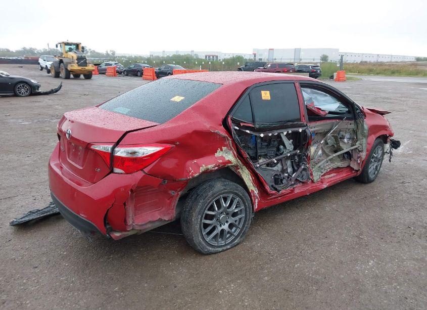 Photo 4 of 2016 Toyota Corolla LE (VIN 5YFBURHE6GP488968)