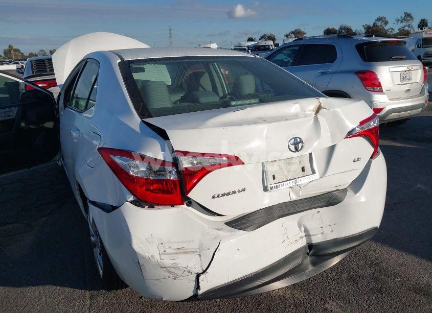 Photo 6 of 2016 Toyota Corolla LE (VIN 5YFBURHE6GP497928)