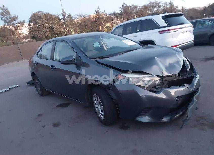 2016 Toyota Corolla L (VIN 5YFBURHE6GP522701) main photo
