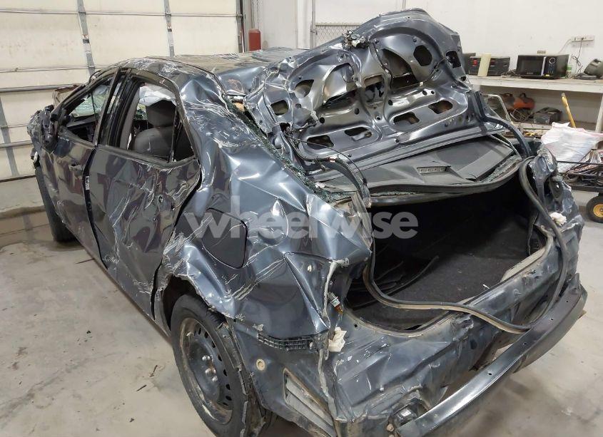 Photo 13 of 2016 Toyota Corolla LE (VIN 5YFBURHE6GP541202)