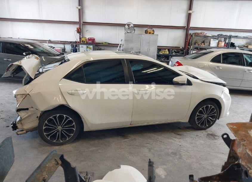 Photo 13 of 2016 Toyota Corolla S PLUS (VIN 5YFBURHE6GP549025)