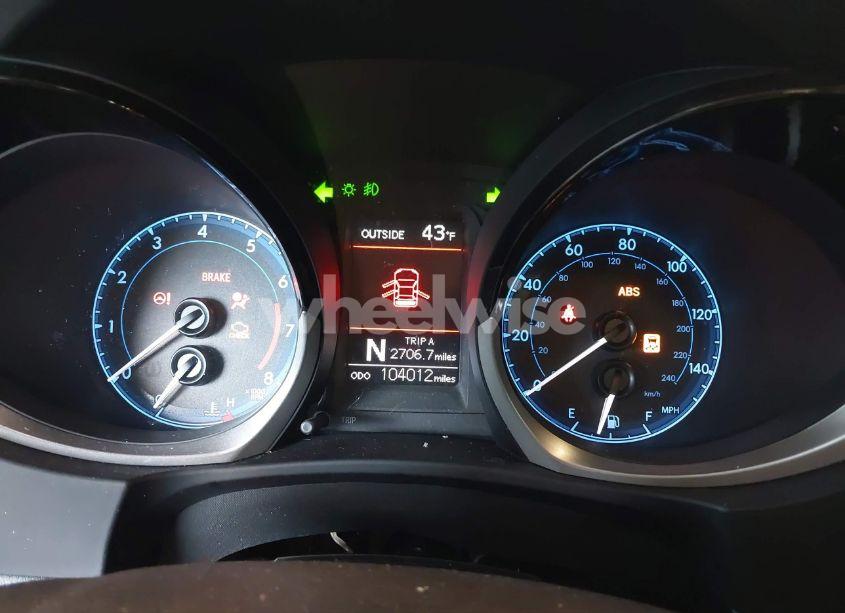 Photo 7 of 2016 Toyota Corolla S PLUS (VIN 5YFBURHE6GP549025)