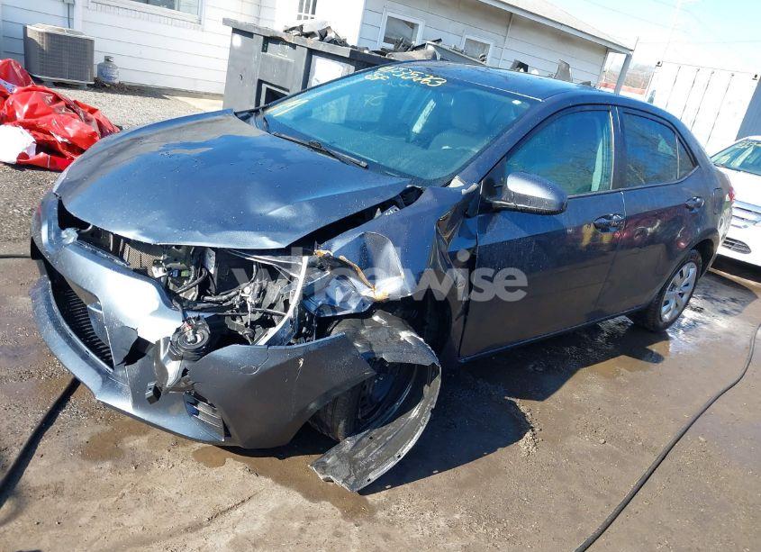 Photo 2 of 2016 Toyota Corolla LE (VIN 5YFBURHE6GP555844)