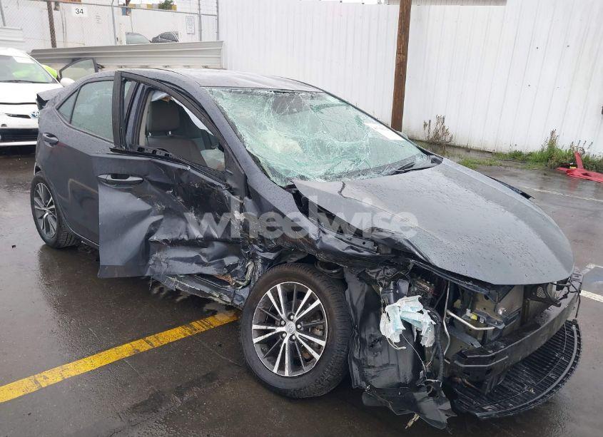 2016 Toyota Corolla LE PLUS (VIN 5YFBURHE6GP561787) main photo