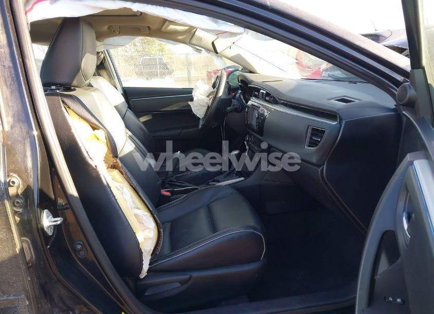 Photo 5 of 2016 Toyota Corolla S PREMIUM (VIN 5YFBURHE6GP563474)