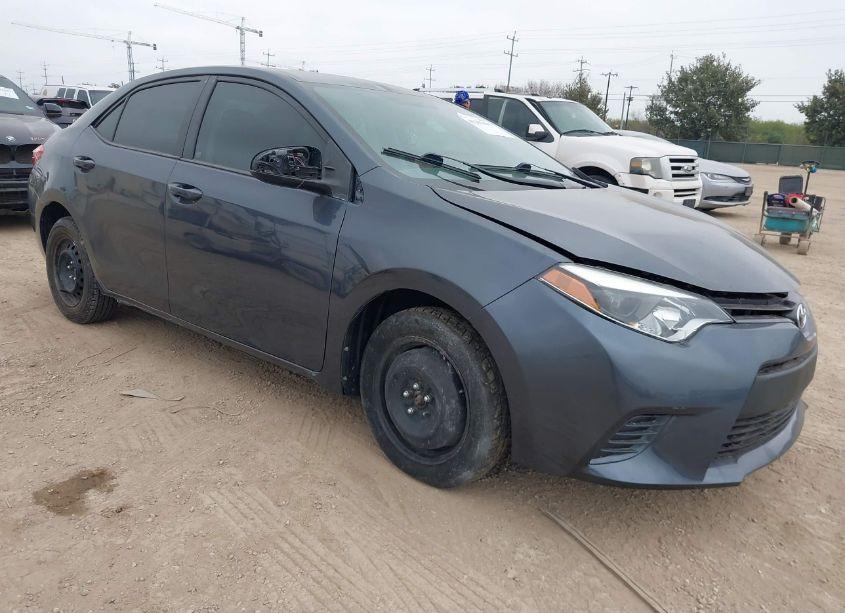 2016 Toyota Corolla LE (VIN 5YFBURHE6GP566441) main photo