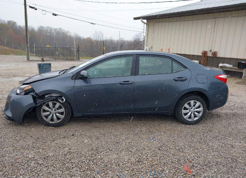 Photo 14 of 2016 Toyota Corolla LE (VIN 5YFBURHE6GP567539)