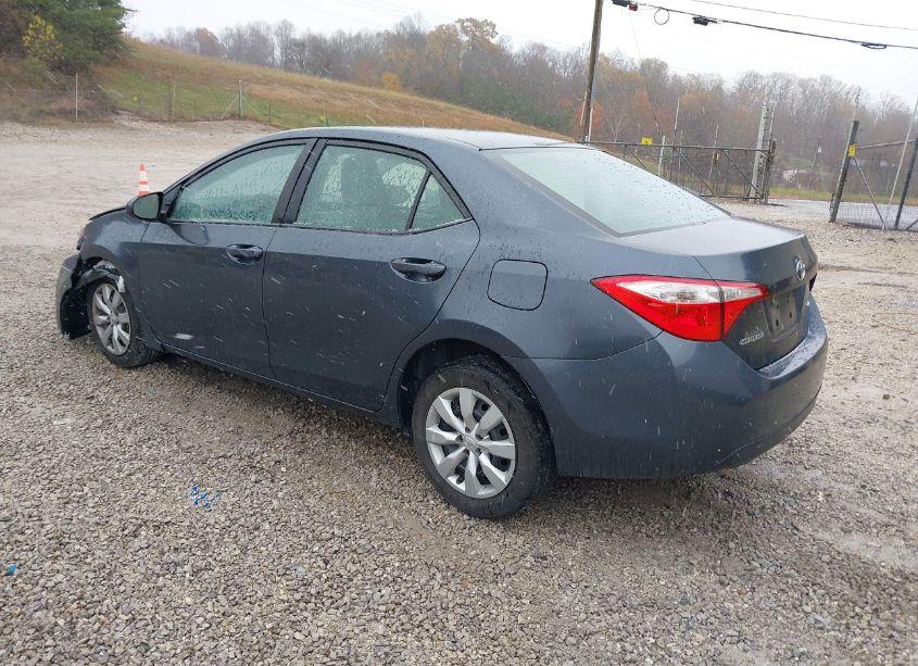 Photo 3 of 2016 Toyota Corolla LE (VIN 5YFBURHE6GP567539)