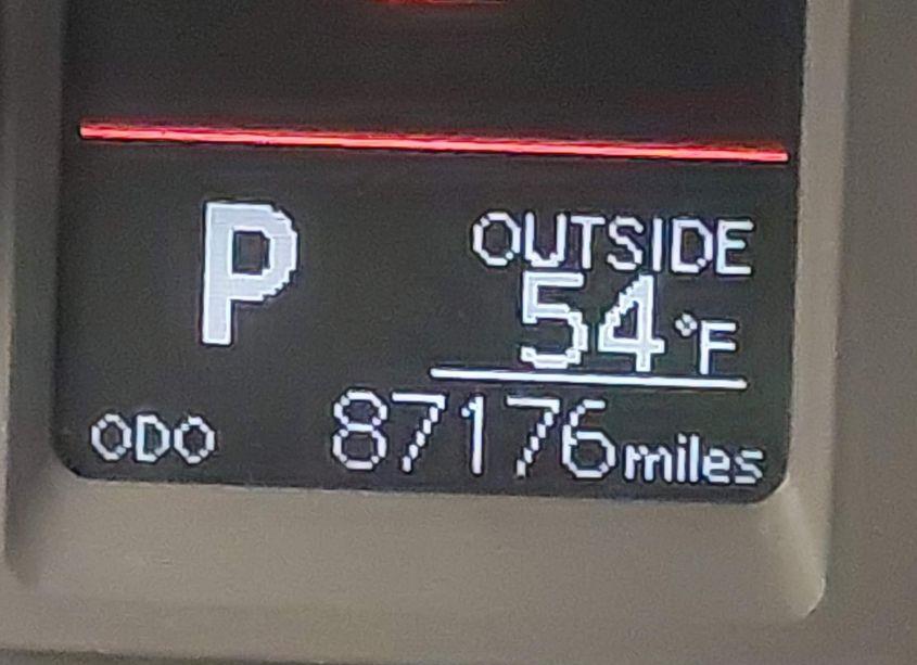 Photo 16 of 2017 Toyota Corolla LE (VIN 5YFBURHE6HP573827)