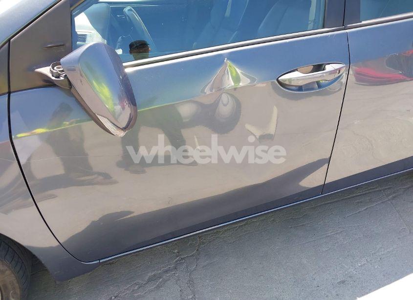 Photo 18 of 2017 Toyota Corolla SE (VIN 5YFBURHE6HP575352)