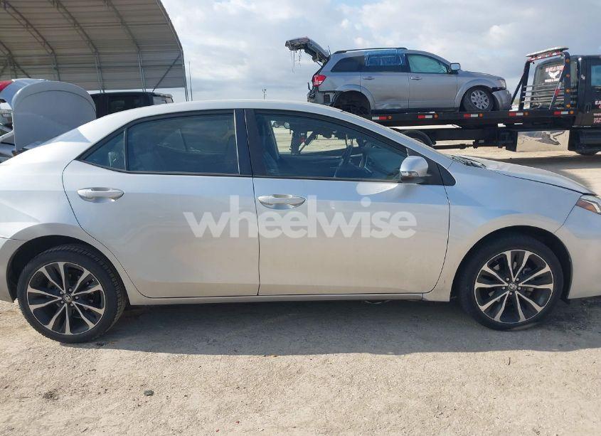 Photo 13 of 2017 Toyota Corolla SE (VIN 5YFBURHE6HP600685)