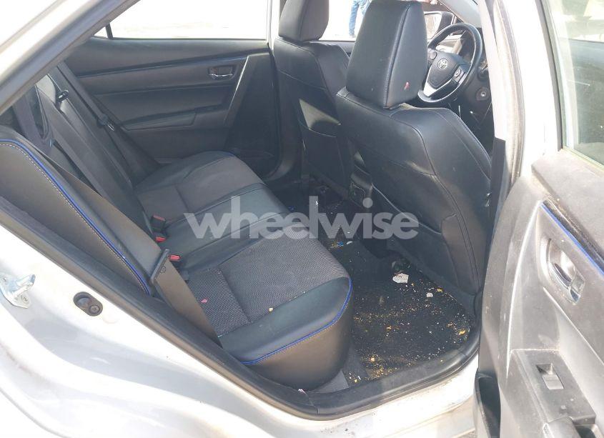 Photo 8 of 2017 Toyota Corolla SE (VIN 5YFBURHE6HP600685)