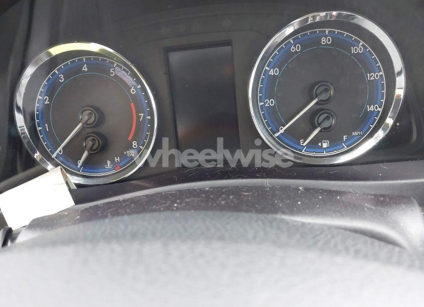 Photo 16 of 2017 Toyota Corolla SE SPECIAL EDITION (VIN 5YFBURHE6HP613095)