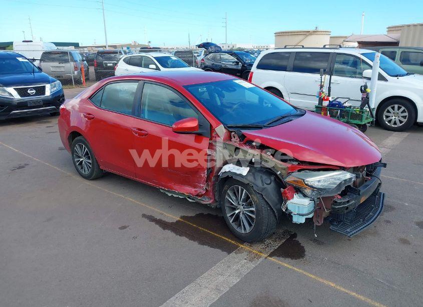 2017 Toyota Corolla LE (VIN 5YFBURHE6HP626302) main photo