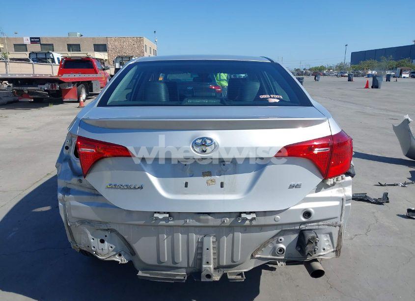 Photo 16 of 2017 Toyota Corolla SE (VIN 5YFBURHE6HP652091)