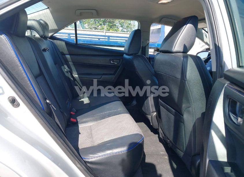 Photo 8 of 2017 Toyota Corolla SE (VIN 5YFBURHE6HP652091)