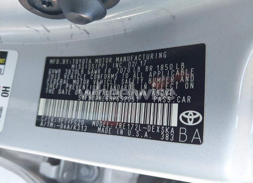 Photo 9 of 2017 Toyota Corolla SE (VIN 5YFBURHE6HP652091)