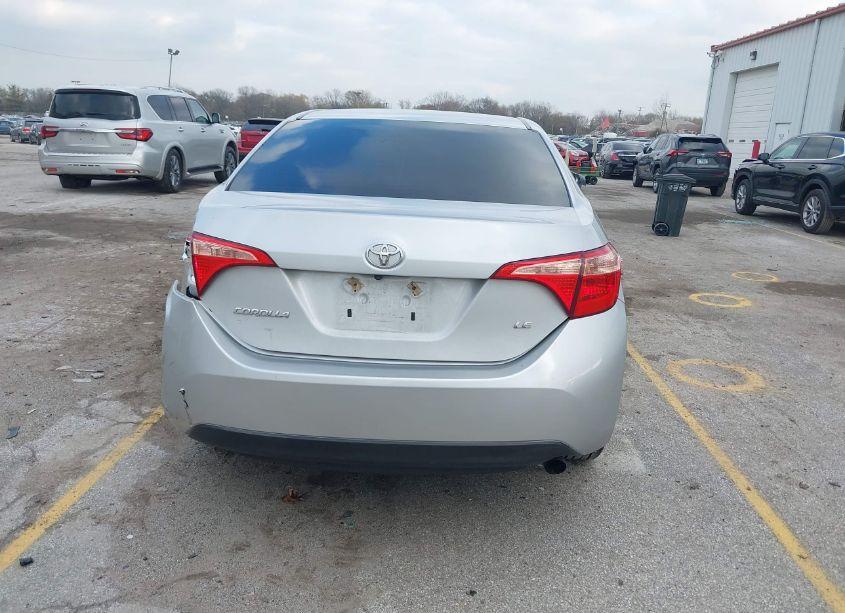 Photo 16 of 2017 Toyota Corolla LE (VIN 5YFBURHE6HP663933)