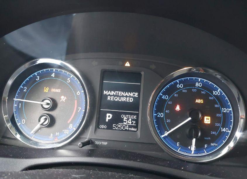 Photo 7 of 2017 Toyota Corolla LE (VIN 5YFBURHE6HP663933)