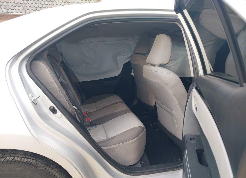 Photo 8 of 2017 Toyota Corolla LE (VIN 5YFBURHE6HP663933)