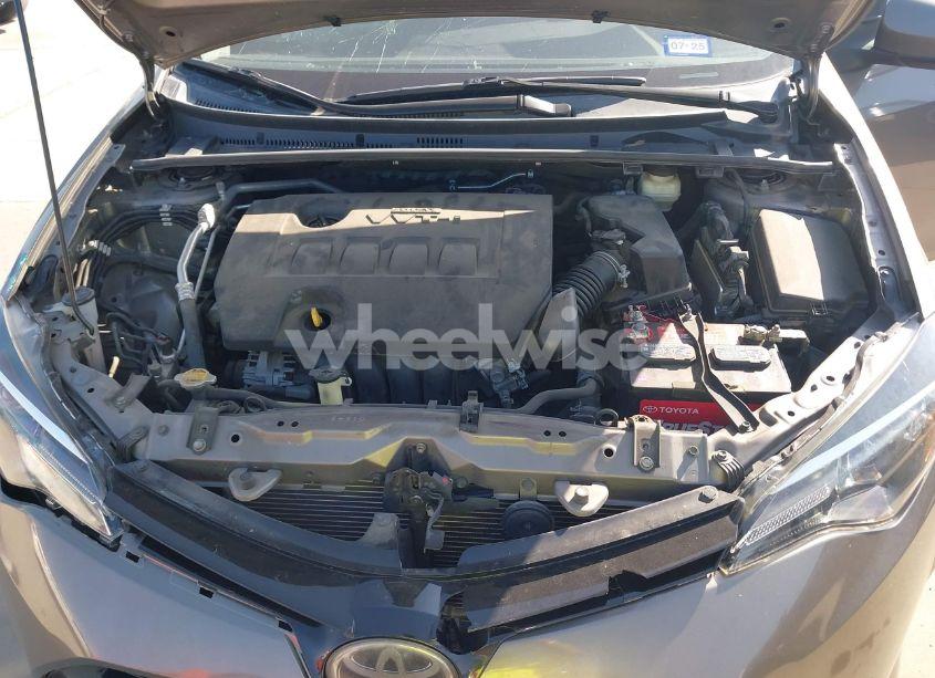 Photo 10 of 2017 Toyota Corolla LE (VIN 5YFBURHE6HP670722)