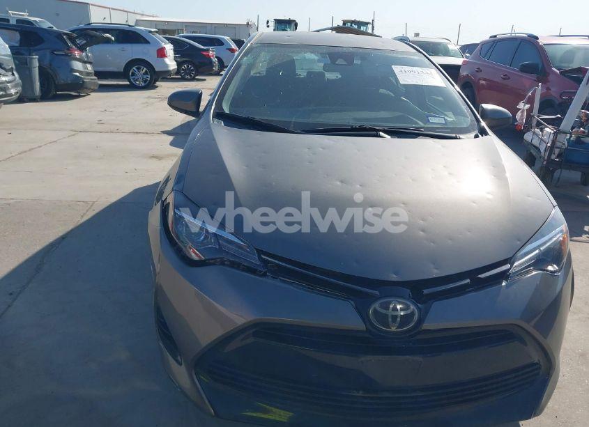 Photo 12 of 2017 Toyota Corolla LE (VIN 5YFBURHE6HP670722)