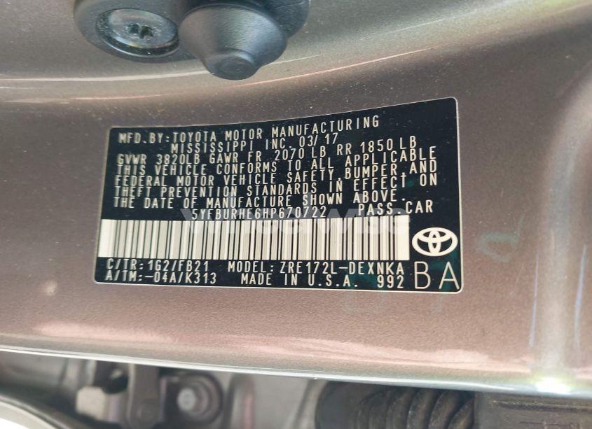 Photo 9 of 2017 Toyota Corolla LE (VIN 5YFBURHE6HP670722)