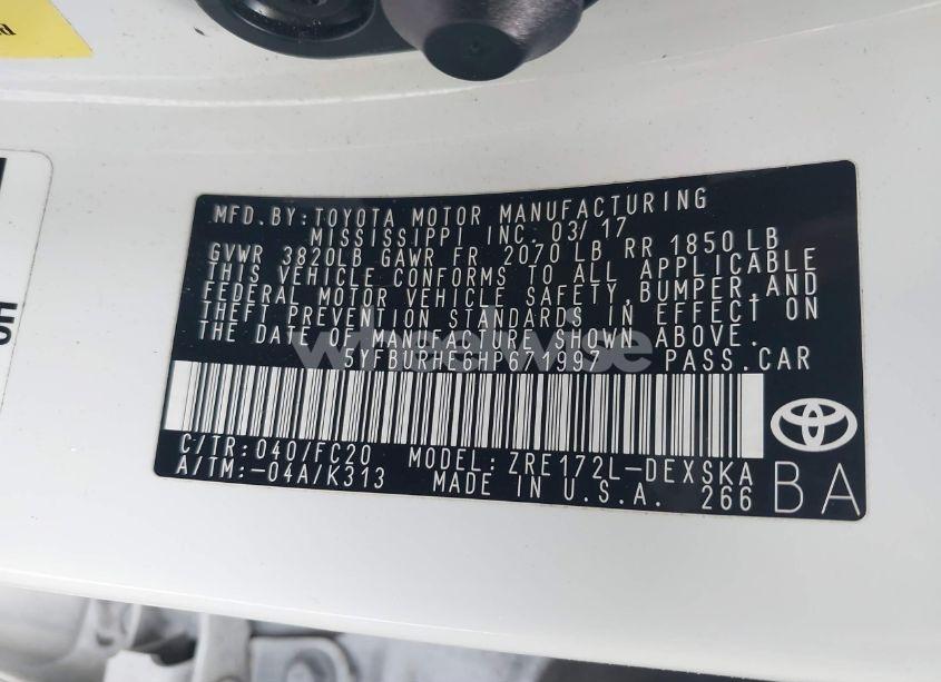 Photo 9 of 2017 Toyota Corolla SE (VIN 5YFBURHE6HP671997)