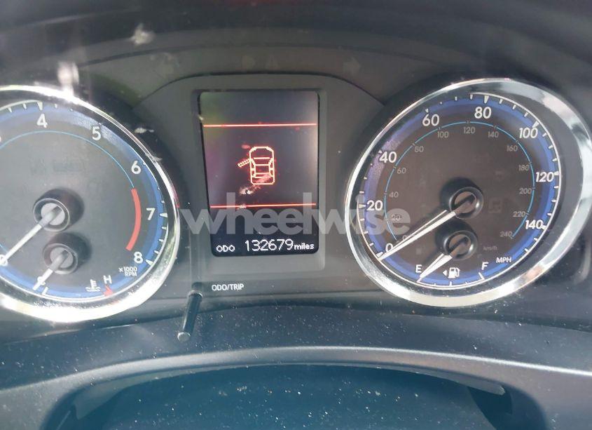 Photo 7 of 2017 Toyota Corolla LE (VIN 5YFBURHE6HP681106)