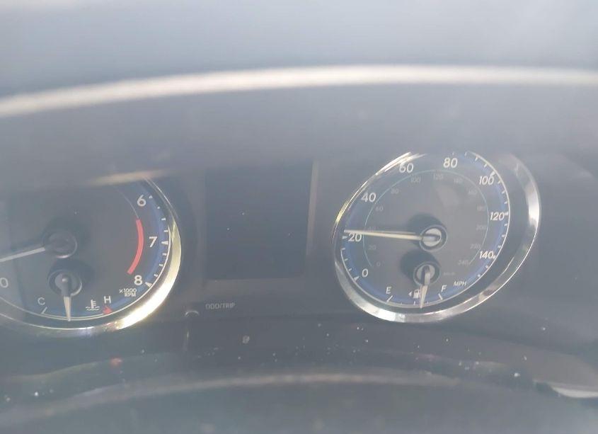 Photo 7 of 2017 Toyota Corolla LE (VIN 5YFBURHE6HP694681)