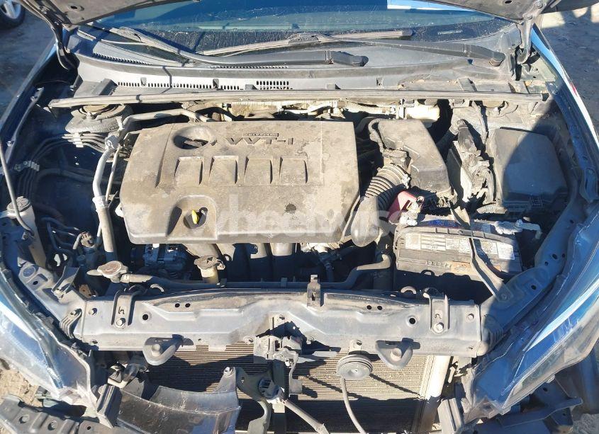 Photo 10 of 2017 Toyota Corolla LE (VIN 5YFBURHE6HP731406)